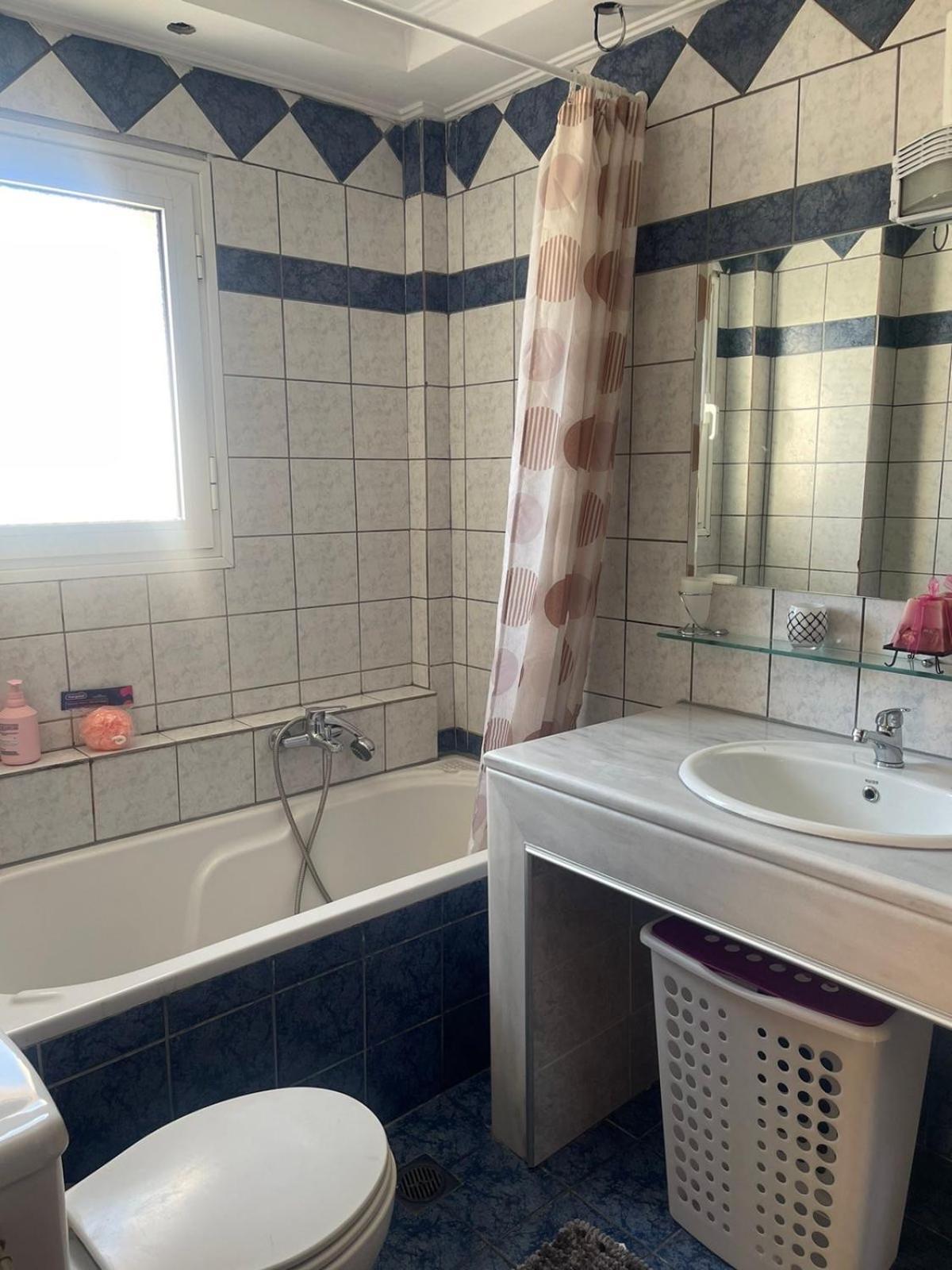 Bright Apartment, Spacious Near The Center 特里卡拉 外观 照片
